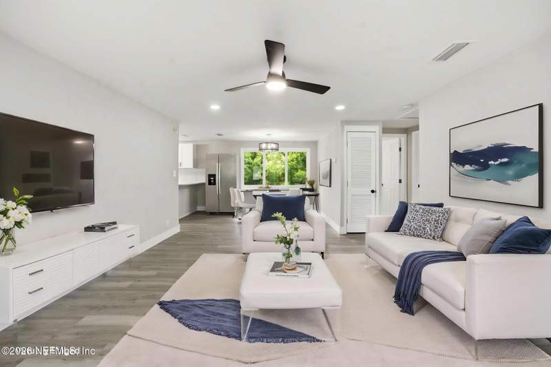 3 bedroom Single Family Residence at 5305 WASHINGTON ESTATES Drive, Washington Estates, Jacksonville — photo 4