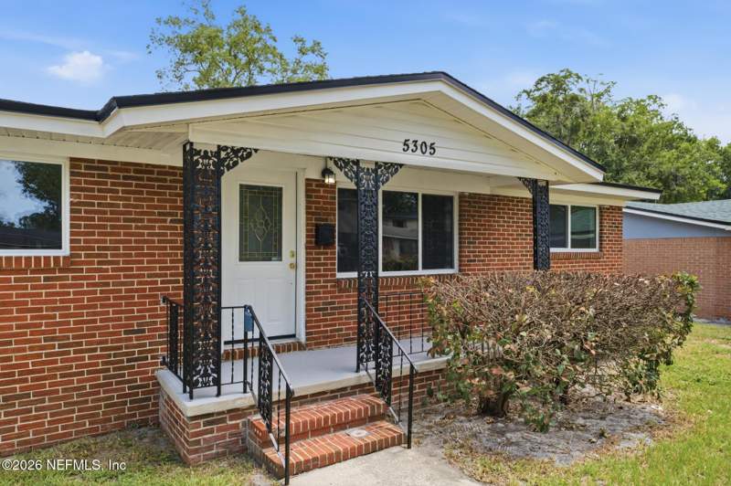 3 bedroom Single Family Residence at 5305 WASHINGTON ESTATES Drive, Washington Estates, Jacksonville — photo 3