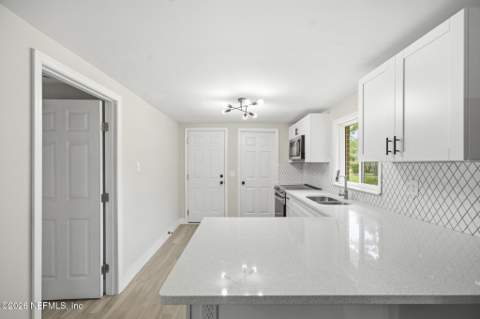 5305 Washington Estates Drive, Jacksonville FL - photo 14 of 27