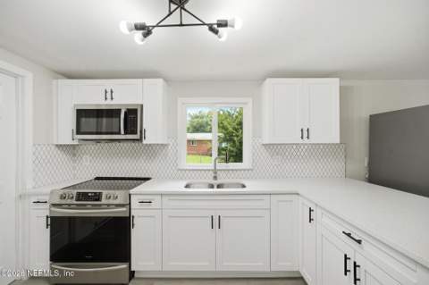 5305 Washington Estates Drive, Jacksonville FL - photo 15 of 27