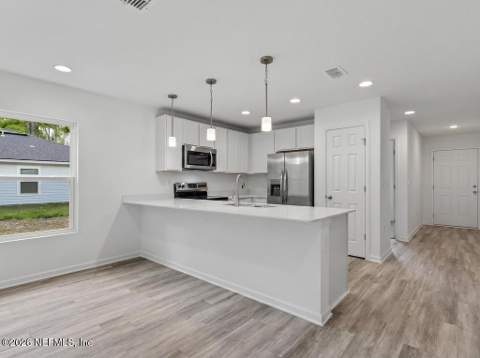 8033 Osteen Street, Jacksonville FL - photo 19 of 50