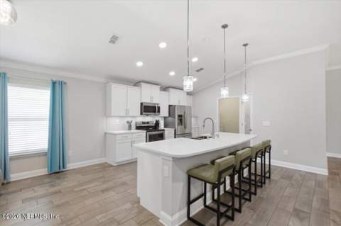 261 Lost Lake Drive, St. Augustine FL - photo 14 of 37