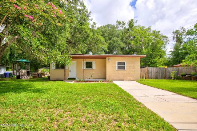 845 FLOYD Circle
