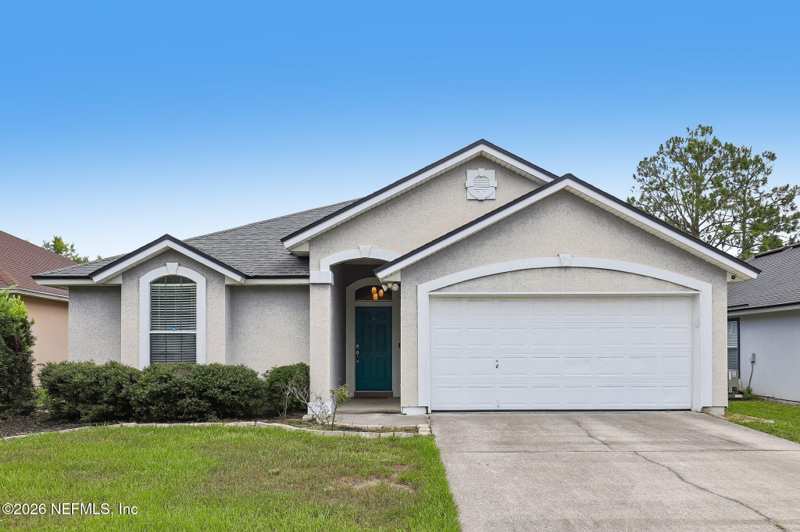 3 bedroom Single Family Residence at 687 Scarlet View Court, Savannah Glen, Orange Park — photo 1
