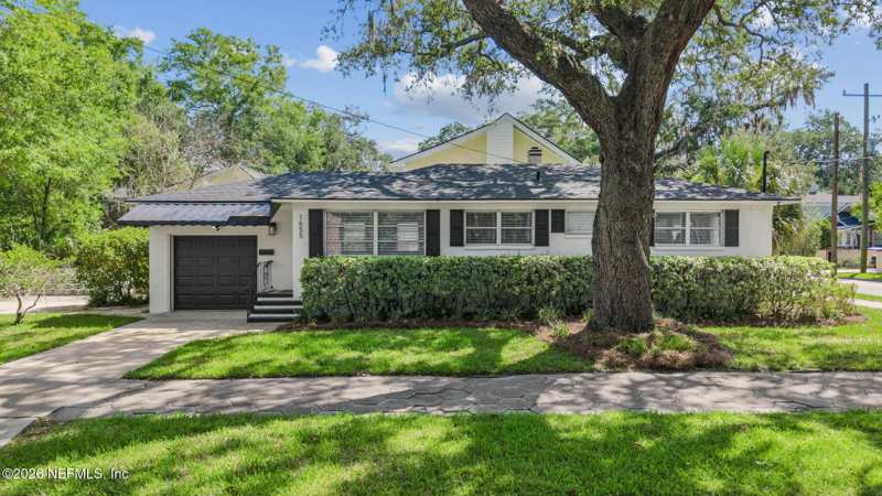 3 bedroom Single Family Residence at 1655 Challen Avenue, Avondale Estates, Jacksonville — photo 1