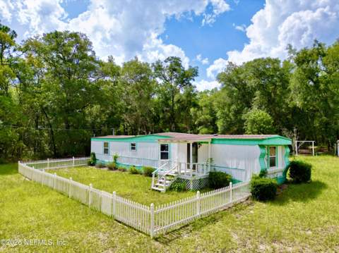 8232 Swan Lake Road, Melrose FL - photo 6 of 55