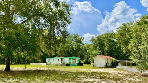 8232 Swan Lake Road, Melrose FL - photo 9 of 55