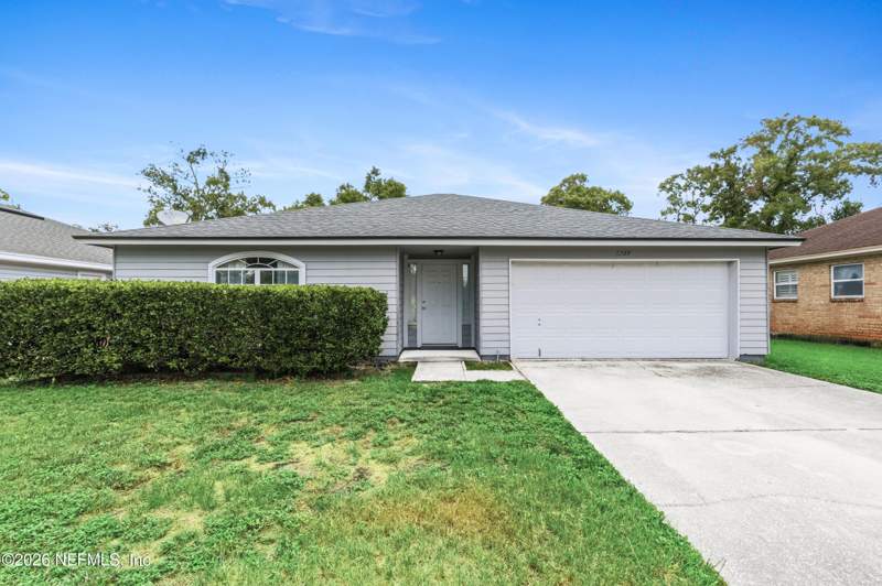 3 bedroom Single Family Residence at 3329 CANCUN Drive, Secret Hills, Jacksonville — photo 2