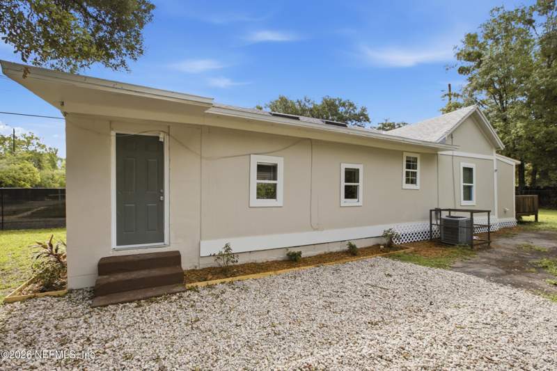 3 bedroom Single Family Residence at 2202 W 1st Street, Robinsons Addn To W, Jacksonville — photo 4
