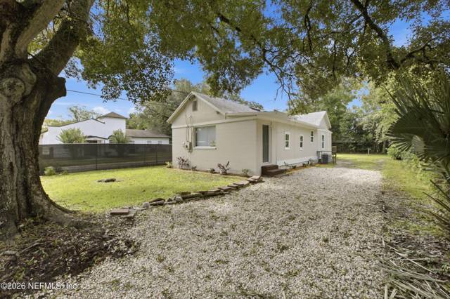 2202 W 1ST Street home for sale in Robinsons