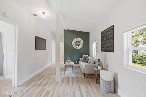 2202 W 1st Street, Jacksonville FL - photo 7 of 43