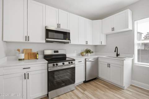2202 W 1st Street, Jacksonville FL - photo 21 of 43