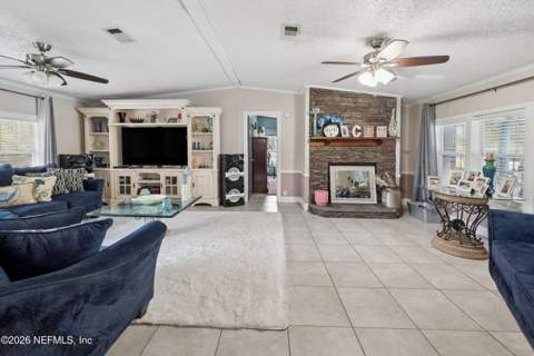 12923 SE County Road 100A, Starke FL - photo 14 of 49