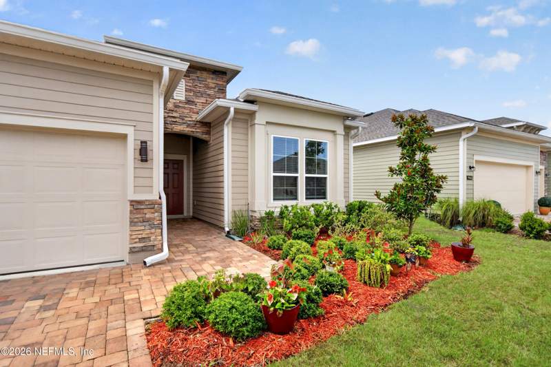 4 bedroom Single Family Residence at 9960 Lovage Lane, Highland Chase, Jacksonville — photo 2
