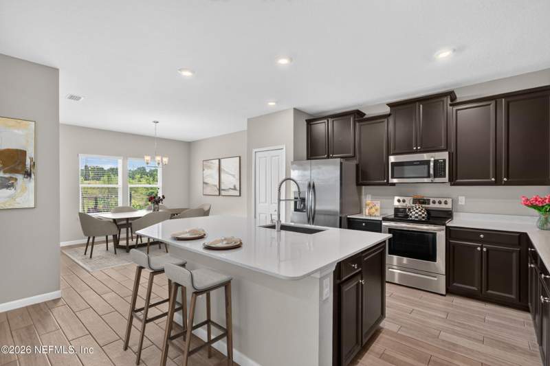 4 bedroom Single Family Residence at 9960 Lovage Lane, Highland Chase, Jacksonville — photo 5