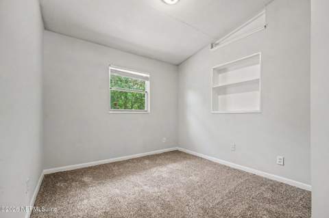 919 Crest Drive, Jacksonville FL - photo 16 of 20