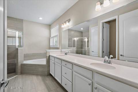 4681 Marilyn Anne Drive, Jacksonville FL - photo 24 of 48