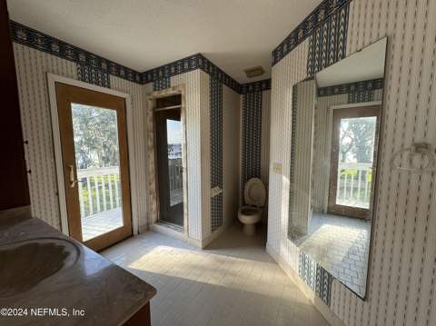 3832 Sandy Shores Drive, Jacksonville FL - photo 14 of 48