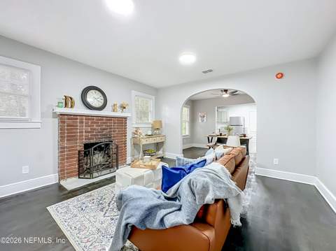 153 E 43rd Street, Jacksonville FL - photo 6 of 40
