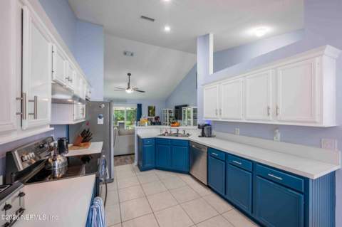 1608 Brighton Bluff Court, Fleming Island FL - photo 14 of 53