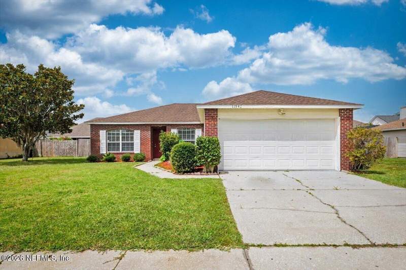 4 bedroom Single Family Residence at 11542 Wandering Pines Trail, Old Field Oaks, Jacksonville — photo 2