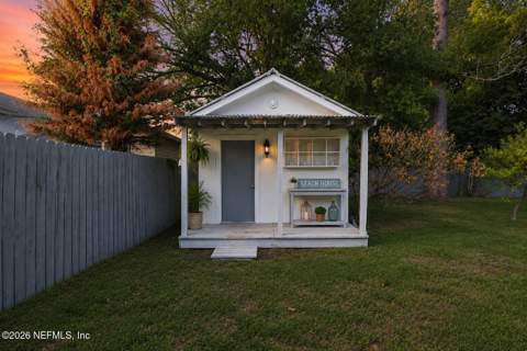 4647 Blount Avenue, Jacksonville FL - photo 9 of 24