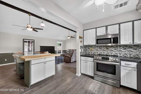2084 Broad Oak Drive, Jacksonville FL - photo 18 of 35