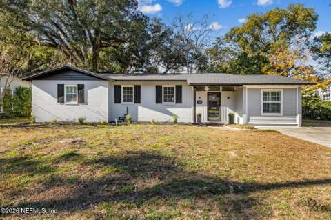 4639 Tanbark Road, Jacksonville FL - photo 7 of 47