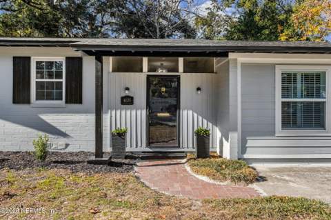 4639 Tanbark Road, Jacksonville FL - photo 6 of 47