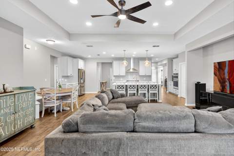 243 Marquesa Circle, St. Johns FL - photo 15 of 85