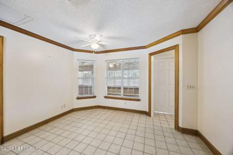 2532 Wrightson Drive, Jacksonville FL - photo 17 of 33