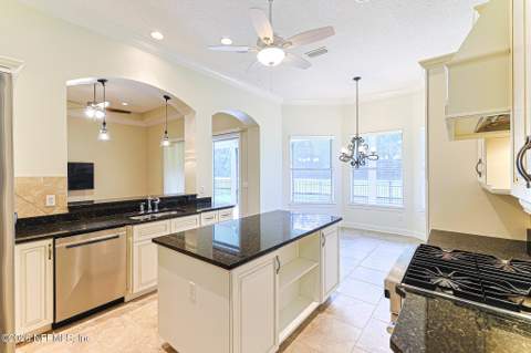 3312 Blackstone Court, Green Cove Springs FL - photo 7 of 32