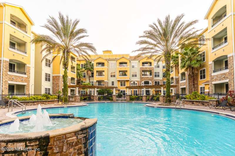 2 bedroom Condominium at 8539 Gate Parkway #1433, Villa Medici, Jacksonville — photo 1