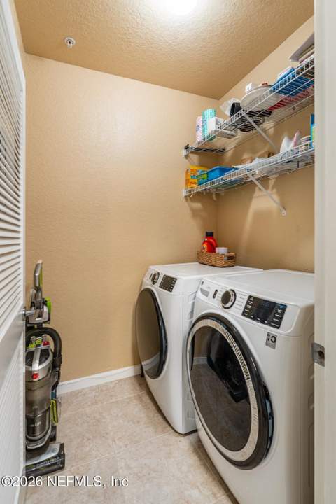 8539 Gate Parkway #1433, Jacksonville FL - photo 12 of 32