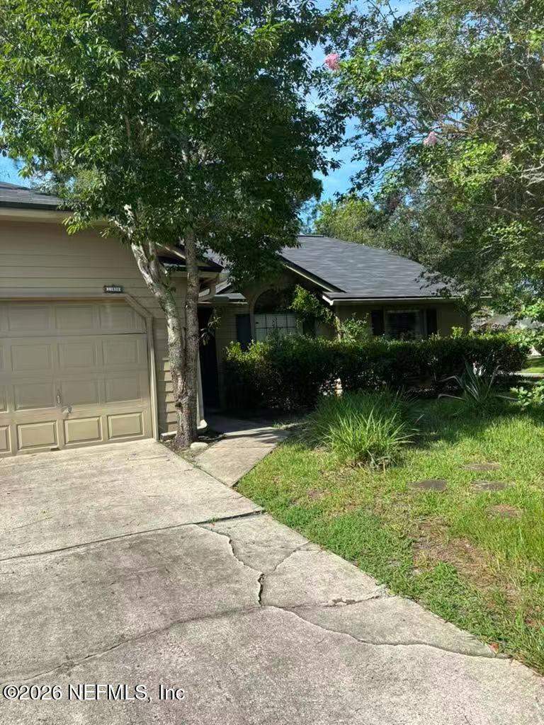 3 bedroom Single Family Residence at 11020 Alumni Way, Woodland Station, Jacksonville — photo 4