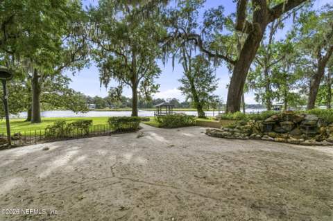 970 Glynlea Road, Jacksonville FL - photo 12 of 23