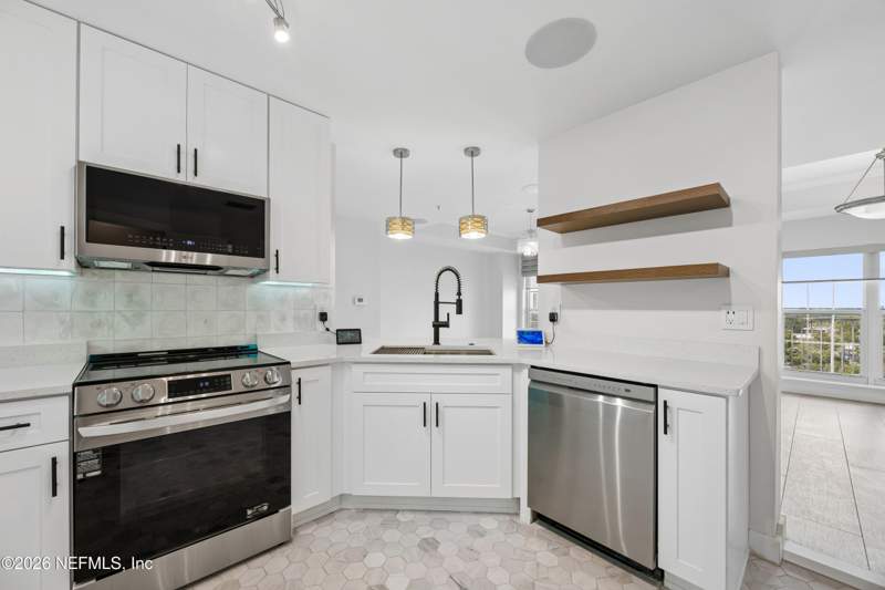 2 bedroom Condominium at 400 E Bay Street #804, The Plaza Condominium At Berkman, Jacksonville — photo 5