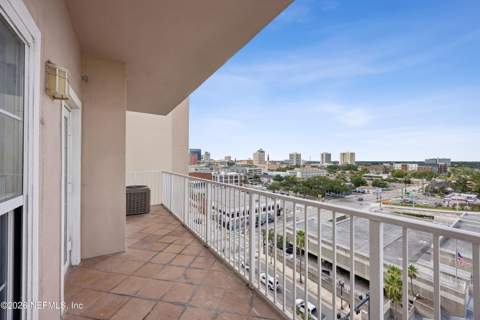 400 E Bay Street #804, Jacksonville FL - photo 14 of 81
