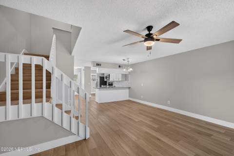 4323 Windergate Drive, Jacksonville FL - photo 16 of 34