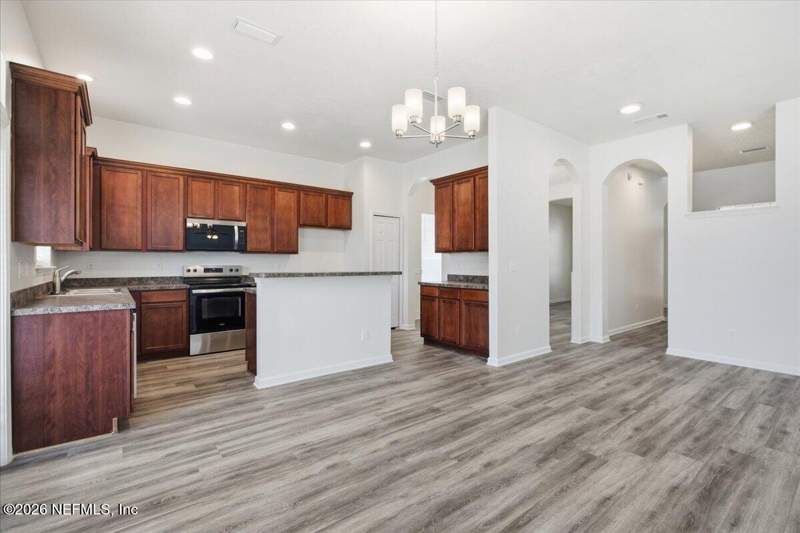 4 bedroom Single Family Residence at 508 N Tree Garden Drive, Hideaway At Old Moultrie, St. Augustine — photo 5
