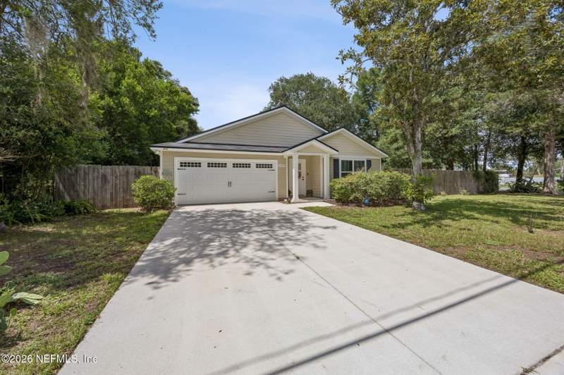 3 bedroom Single Family Residence at 6033 Peeler Road, Arlington Hills, Jacksonville — photo 3