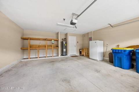 6033 Peeler Road, Jacksonville FL - photo 24 of 28