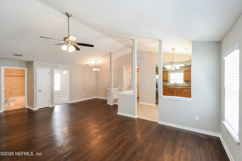 3 bedroom Single Family Residence at 8450 Maple Street, Jax Heights, Jacksonville — photo 3