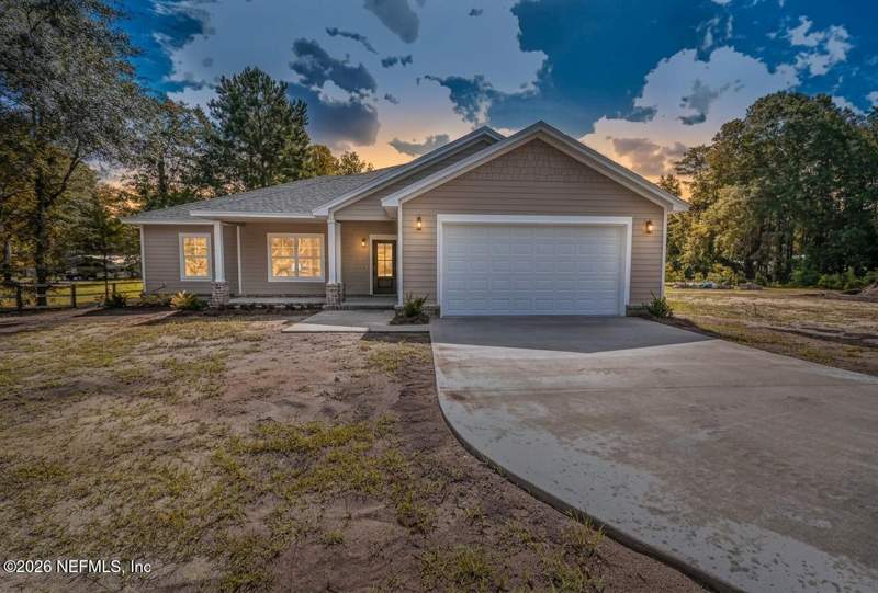 3 bedroom Single Family Residence at 839 N Lowder Street, Macclenny, Macclenny — photo 3