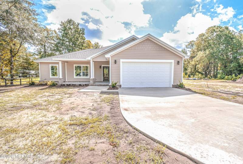 3 bedroom Single Family Residence at 839 N Lowder Street, Macclenny, Macclenny — photo 4