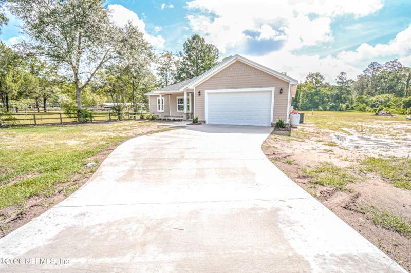 3 bedroom Single Family Residence at 839 N Lowder Street, Macclenny, Macclenny — photo 5