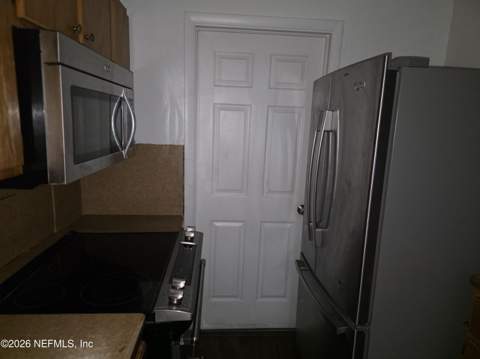 7229 Ken Knight Drive, Jacksonville FL - photo 8 of 20