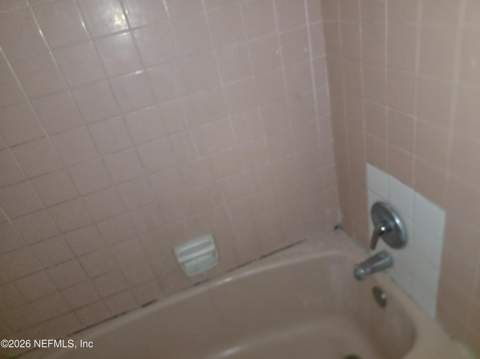 7229 Ken Knight Drive, Jacksonville FL - photo 16 of 20
