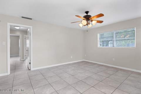 1310 Cleveland Avenue, Palatka FL - photo 7 of 31