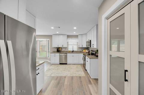 2275 Foxwood Drive, Orange Park FL - photo 23 of 79
